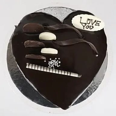 Heart-Shaped-Chocolate-Cake1.jpg