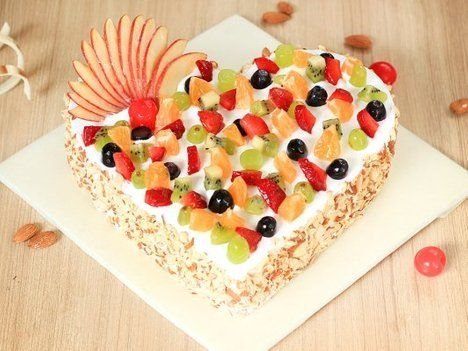 Heart-Shaped-Fruit-Cake.jpg
