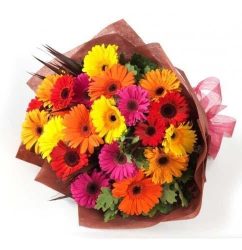 02070002_Sunshine_Gerbera_Bouquet_900x1.jpg