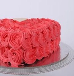 Heart-Shaped-Valentine-Cake1.jpg