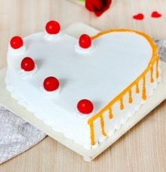 Heart-Shaped-Vanilla-Cake.jpg