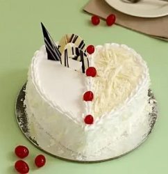 Heart-Shaped-White-Forest-Cake.jpg