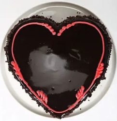 Plushy-Heart-Cake1.jpg