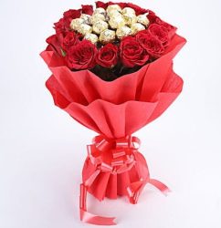 Roses-Rocher-Bouquet.jpg