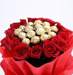 Roses-Rocher-Bouquet1.jpg